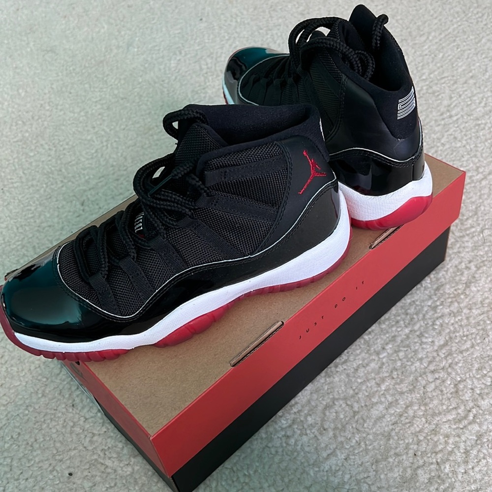 Retro Jordan 11 bred
